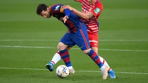 Barcelona a pierdut cu Granada, dar Messi a mai bătut un record