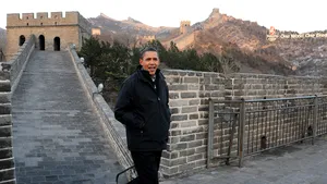 Obama a apărut fără consimţământul său într-o reclamă a unui retailer de haine