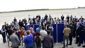 COMENTARIU Sorin Avram: Fă ce spune Orban, nu ce face el
