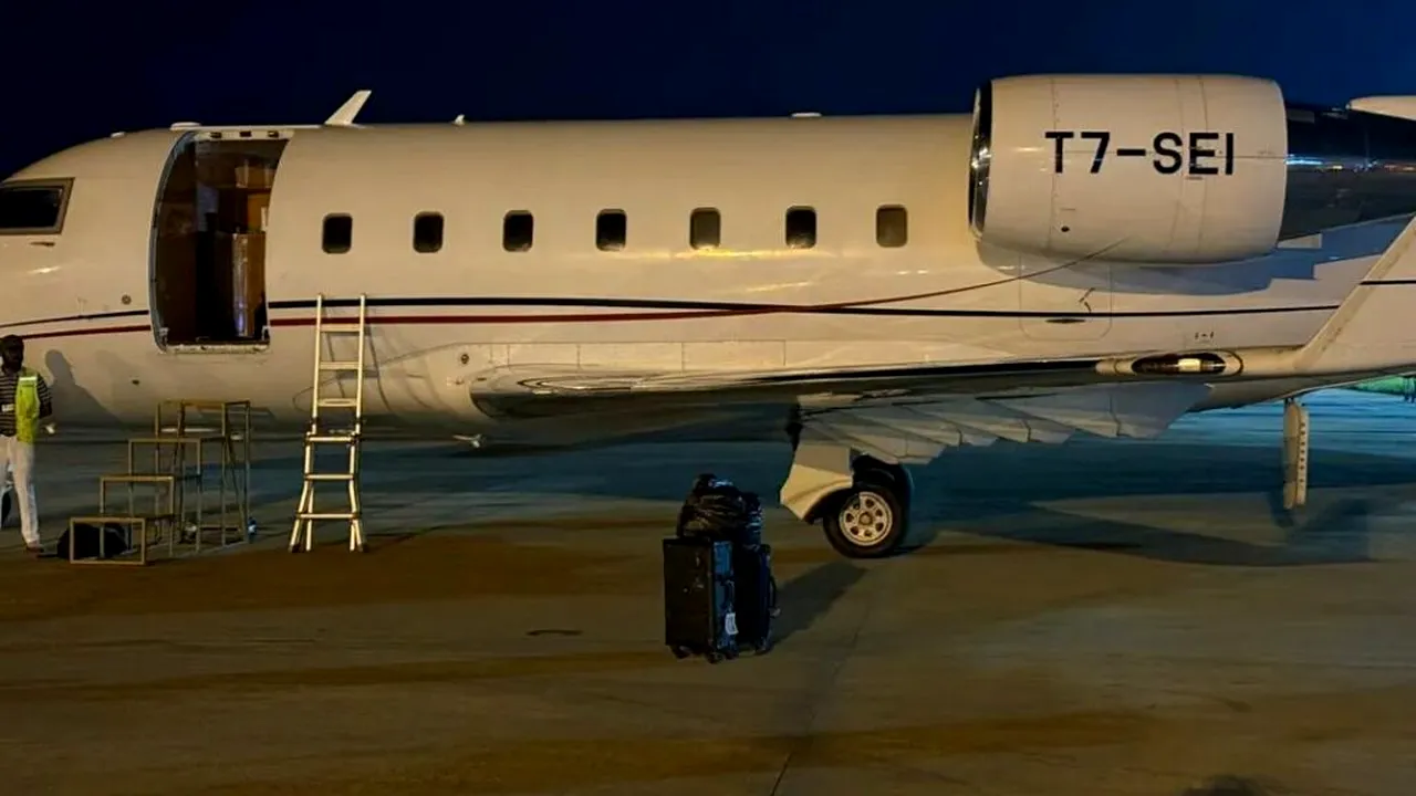 „Mayday, Mayday, am pierdut ușa”. Panică la bordul unui avion privat