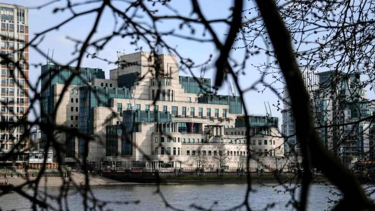 Numire istorică în Marea Britanie: o femeie va conduce MI6 în premieră