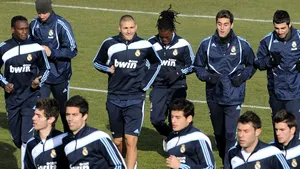 Prime de peste un milion de euro la Real Madrid în cazul câştigării LC şi a campionatului Spaniei
