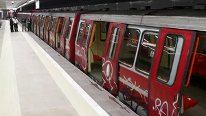 Un bărbat a murit după ce s-a aruncat în faţa metroului la staţia Crângaşi din Capitală