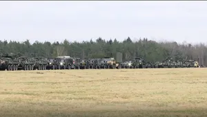 Primele convoaie cu tehnică militară SUA intră în România. Traseul pe care îl vor urma
