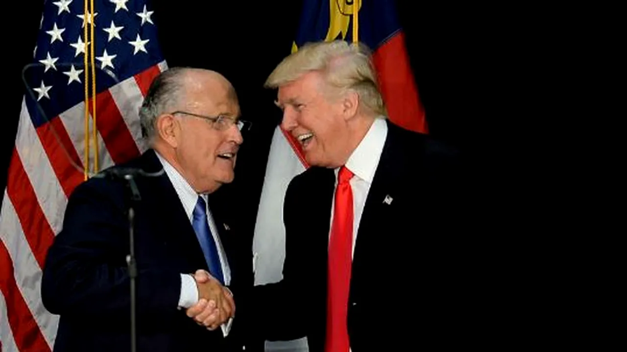 Rudy Giuliani, fost primar al New York și apropiat al lui Trump, a fost spitalizat după un accident rutier
