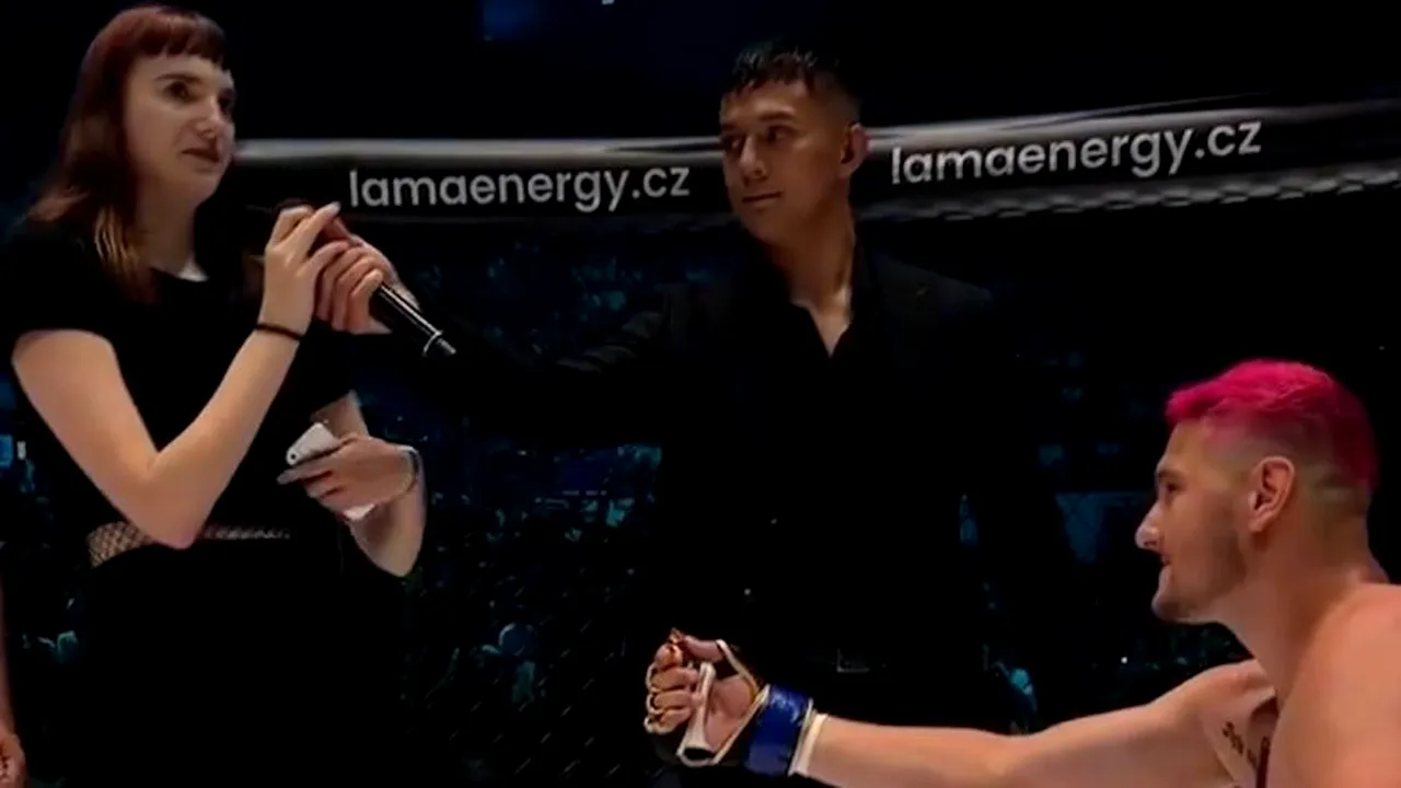 Cerere în căsătorie într-un ring de MMA: fata a spus Nu!