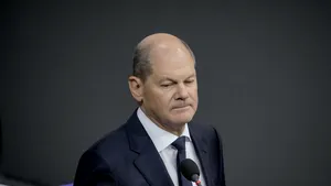 Olaf Scholz reafirmă că va ajuta Ucraina, dar vrea evitarea unui război între NATO şi Rusia