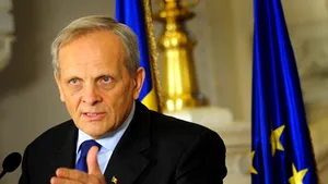 Stolojan: Coaliţia funcţionează admirabil, este inevitabil să avem împunsături