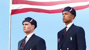 Uniformele americanilor la Jocurile Olimpice creează controverse. Doi oficiali americani cer comitetului olimpic să ardă uniformele. Care este motivul