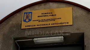 Suspecţii în cazul anchetei de la Vama Siret au ajuns la DNA Bucureşti pentru audieri