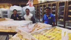 FOTO | Patru mexicani, blocaţi într-o brutărie din Texas, au făcut pâine din 2.000 de kg de făină, pe care au oferit-o victimelor
