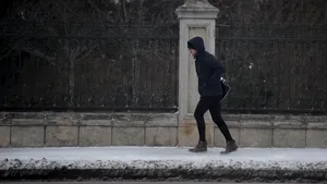 Prognoza meteo pentru 23 decembrie 2019. Alertă meteo COD GALBEN: rafale de vânt de 65 km/h