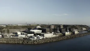 Cel mai nou reactor nuclear din Franţa s-a oprit automat la doar o zi de la prima pornire