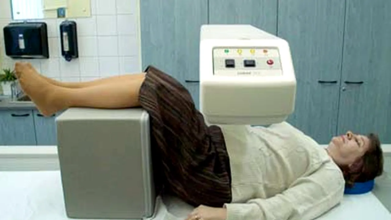 Teste gratuite pentru depistarea osteoporozei, în octombrie