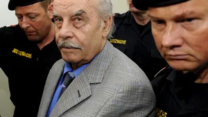 Josef Fritzl, condamnat la închisoare pe viaţă (Galerie Foto)