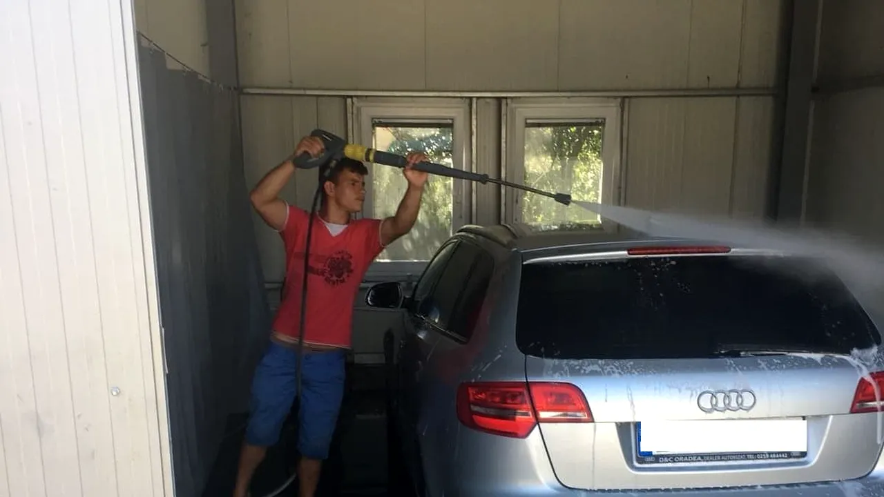 După 15 mai poţi să îţi speli maşina fără să stai la coadă. Te ajută o aplicaţie online 
