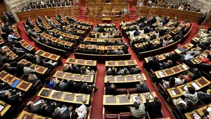 Scandal în Grecia după publicarea unei liste cu peste 30 de politicieni investigaţi pentru corupţie