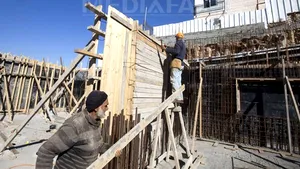 Israelul lansează o licitaţie pentru construirea a aproape 1.200 de locuinţe în colonii