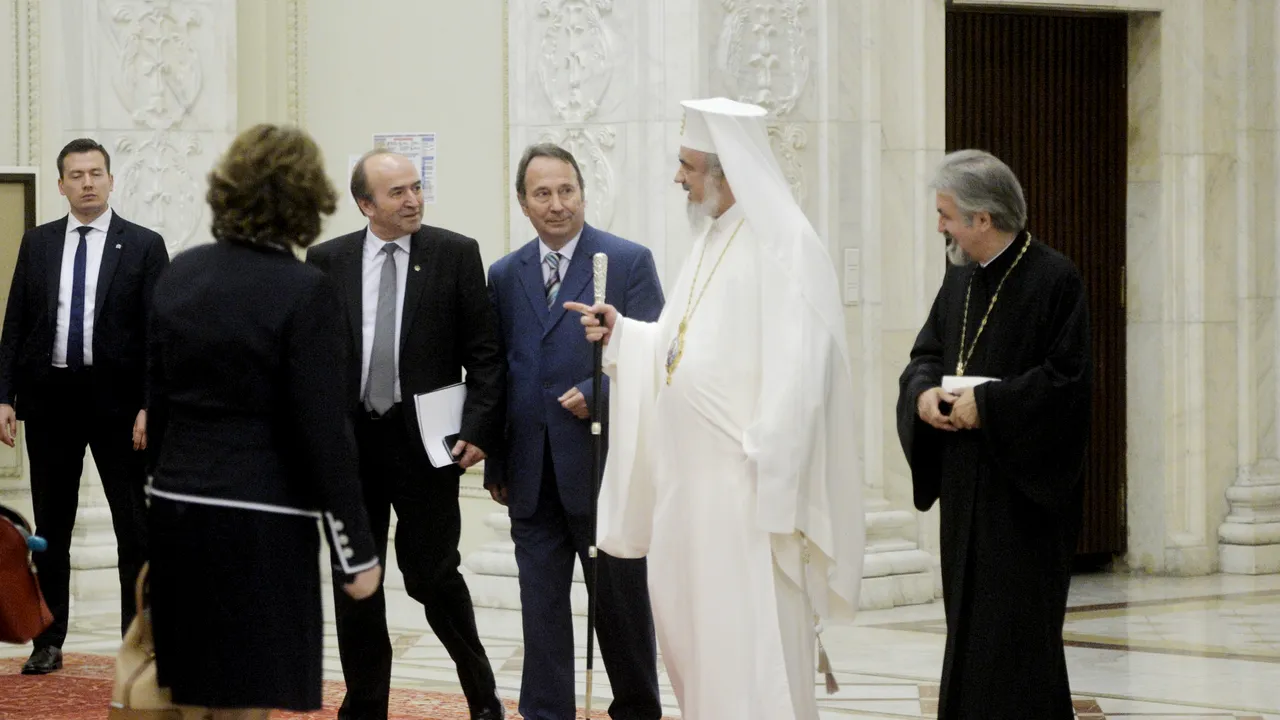 Plan de impozitare a BOR - Ideea consilierului premierului Tudose după o discuţie 