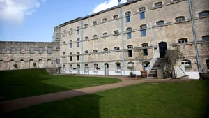 Primul deţinut mort din cauza coronavirusului în Marea Britanie este un bărbat condamnat pentru pedofilie