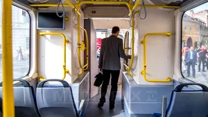 Sistem unic în România: La Alba Iulia, biletele de autobuz pot fi plătite on-line