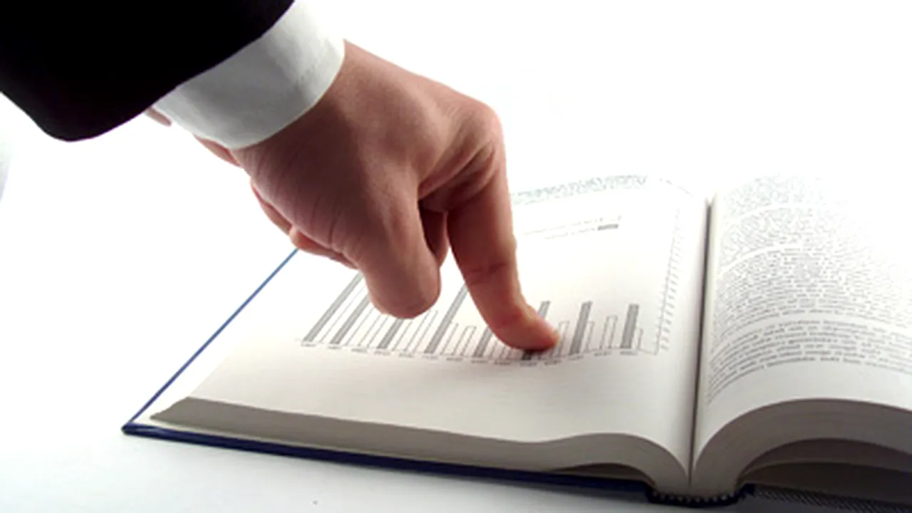 Deficitul de cont curent a scăzut cu 78,6% în primele opt luni