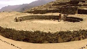 Peru: Piaţă de ceremonii veche de 5.500 de ani