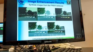 Aplicaţie de asistare la condus, realizată de cercetătorii clujeni. Cum funcţionează sistemul care  recunoaşte pietonii în trafic - FOTO