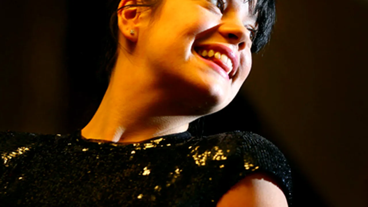 Lily Allen vrea cu disperare un nou iubit
