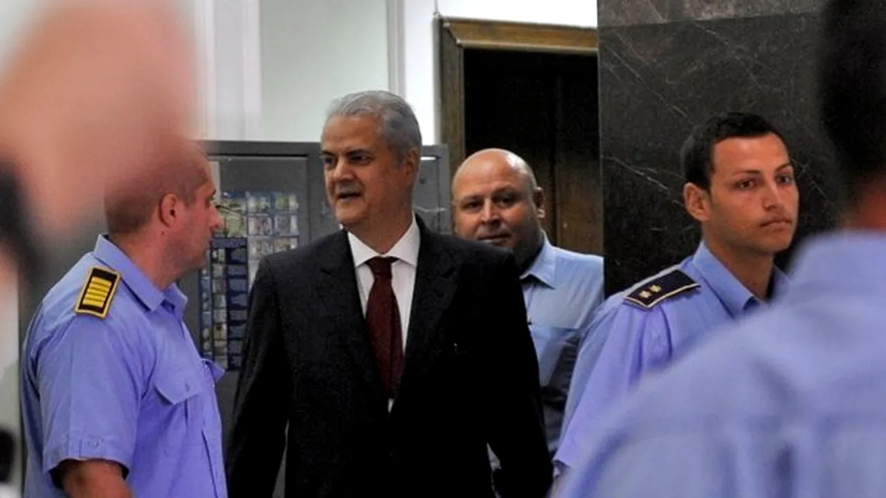 ICCJ a luat act de cererea prin care Adrian Năstase şi-a retras contestaţia în anulare