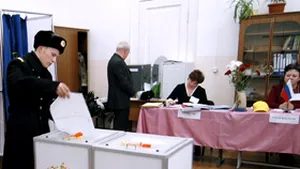 Alegătorii ruşi îşi desemnează viitorul Parlament