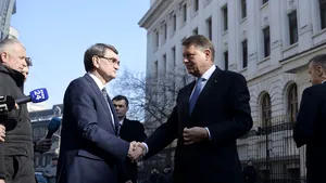 Iohannis s-a dus la Avocatul Poporului pentru a cere susţinere pentru sesizarea CCR: Această instituţie are toate instrumentele să atace ordonanţa/ Preşedinte invocă un precedent