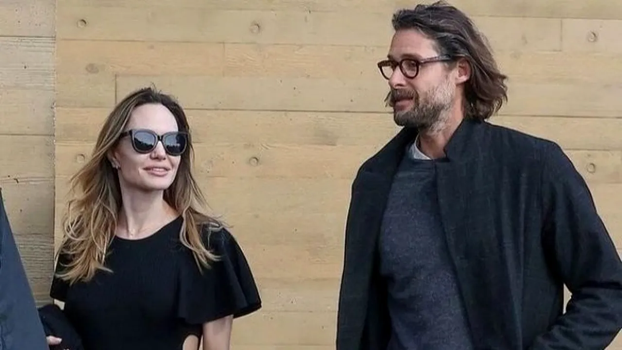 Angelia Jolie a fost surprinsă luând prânzul cu un miliardar celebru. Despre cine este vorba