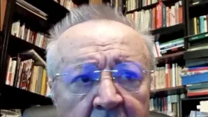 Ion Cristoiu: Așa cum am profețit, se pune la cale, sub îndrumarea lui Nicușor Dan, o Lege împotriva comunismului menită să impingă în plan secund lupta împotriva fascismului