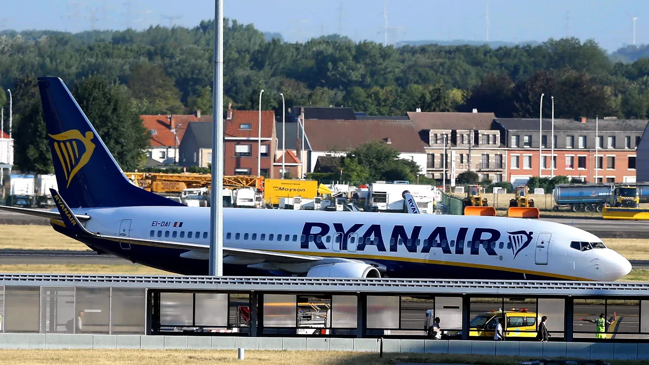 Ryanair nu va mai opera zboruri către Irlanda de Nord. De ce a luat compania aeriană această decizie