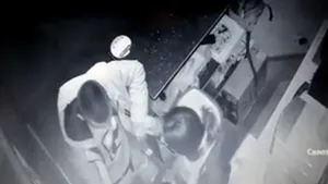 Suspectul jafului de la o sală de jocuri de noroc din Caracal, dat în urmărire naţională. FOTO