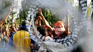 REUNIUNEA Consiliului European: Şefii de stat şi de guvern analizează măsuri pentru consolidarea graniţelor UE. Turcia şi Bulgaria propun o zonă de securitate în Siria