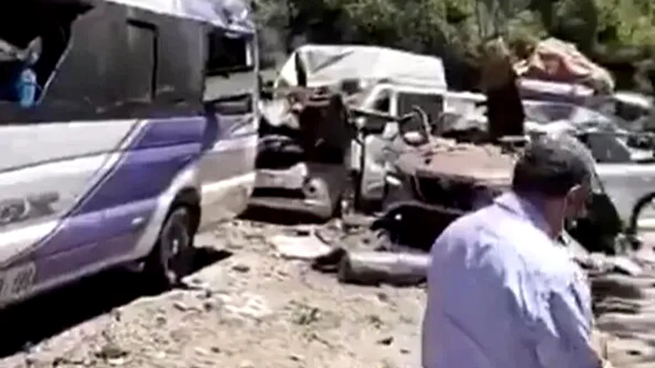 Atac mortal în Columbia: șapte persoane ucise după explozia unui autobuz, pe fondul escaladării violențelor