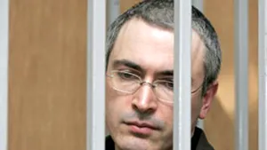 Disidentul rus Mihail Hodorkovski, aflat în exil, inculpat în Rusia pentru crimă