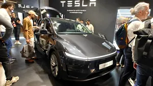 Sentimentul anti-Musk se vede în încasările Tesla: vânzările companiei au scăzut cu 13%