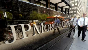 JPMorgan raportează o scădere a profitului. CFO-ul Jeremy Barum: ”Pe parcursul următorului an sau doi, ne aşteptăm ca veniturile să fie moderat sub ţintă”