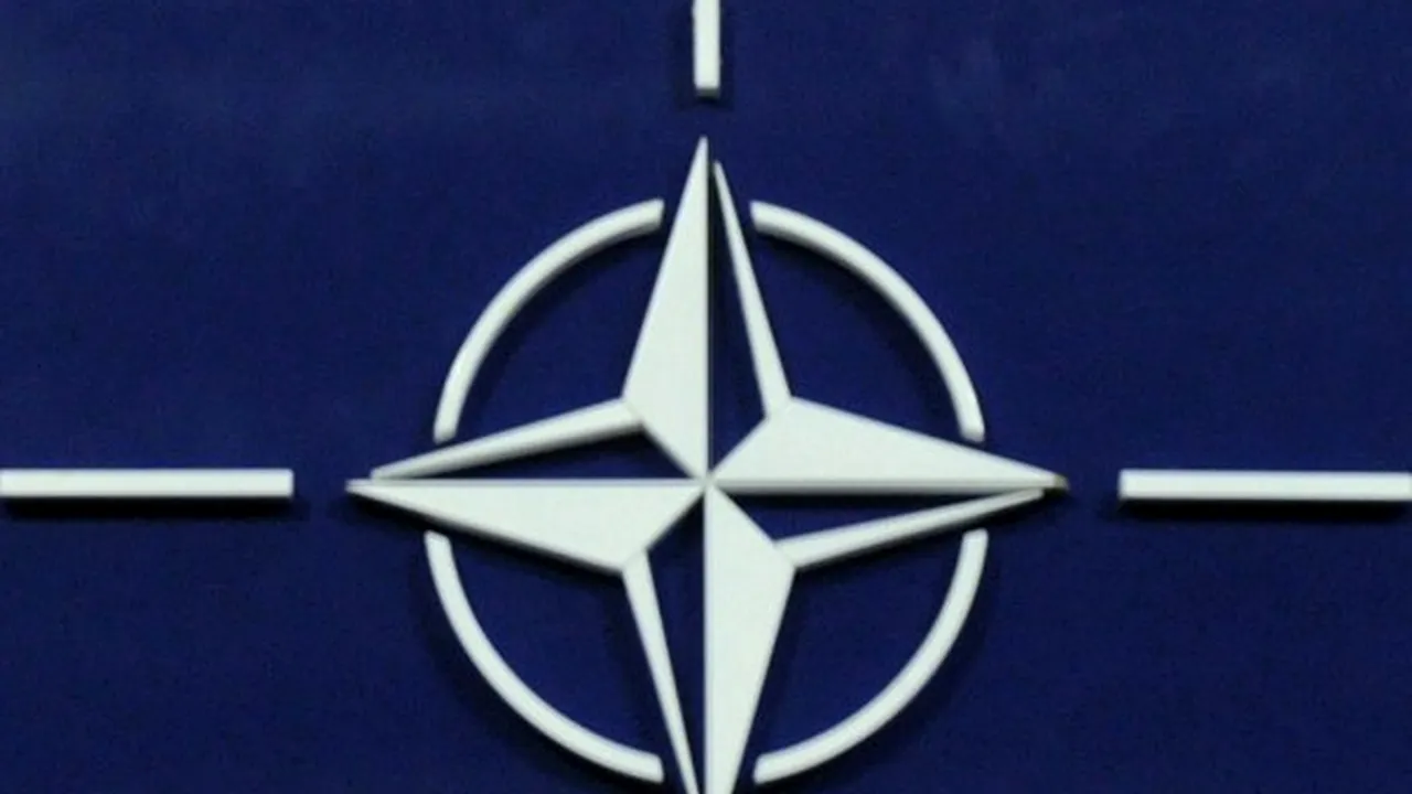 Navele NATO au început să patruleze în largul Libiei