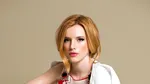 Bella Thorne îl acuză pe Mickey Rourke că i-a provocat vânătăi în zona genitală