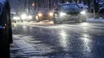 Când devin obligatorii, de fapt, anvelopele de iarnă. Regula pe care mulți șoferi o interpretează greșit