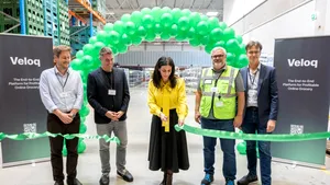 Veloq și AutoStore redefinesc automatizarea în retailul alimentar prin lansarea celui mai avansat centru de procesare asistat de inteligență artificială din lume, la Viena