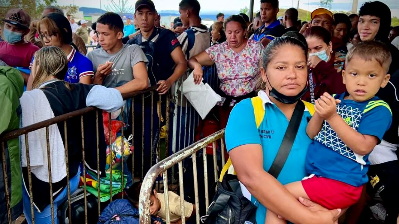 ONU: 14.000 de migranți s-au reîntors în sud după înăsprirea regulilor la frontiera Statelor Unite
