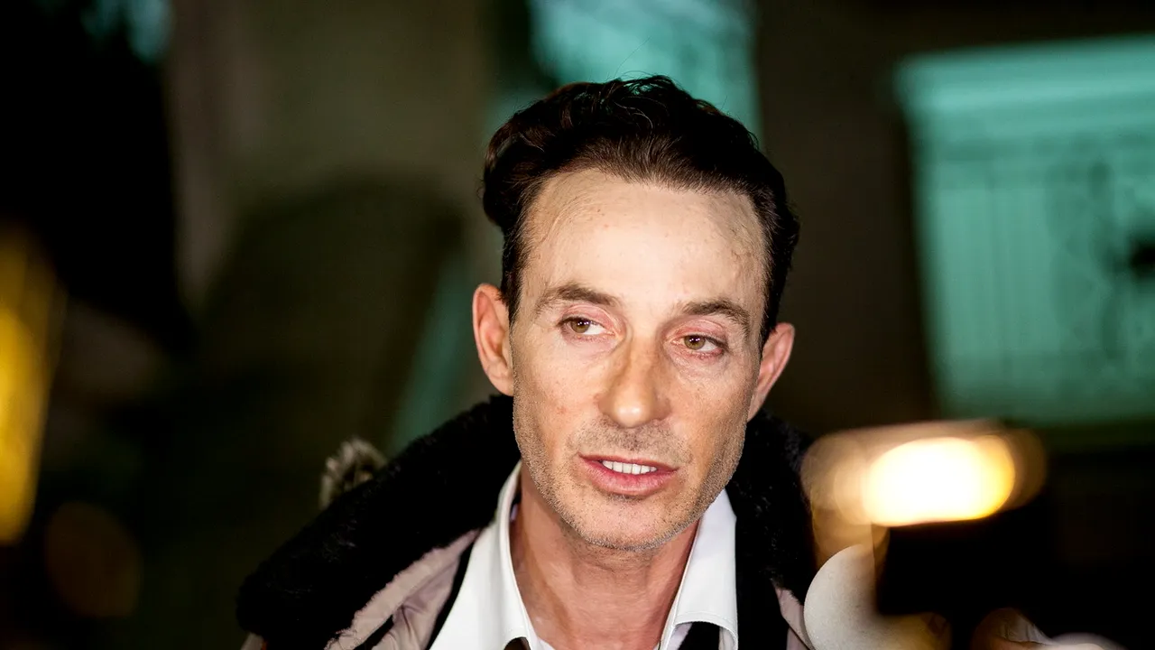 Radu Mazăre, extrădat din Madagascar, a ajuns la Penitenciarul Rahova/ Care sunt procedurile după aducerea lui în ţară | FOTO