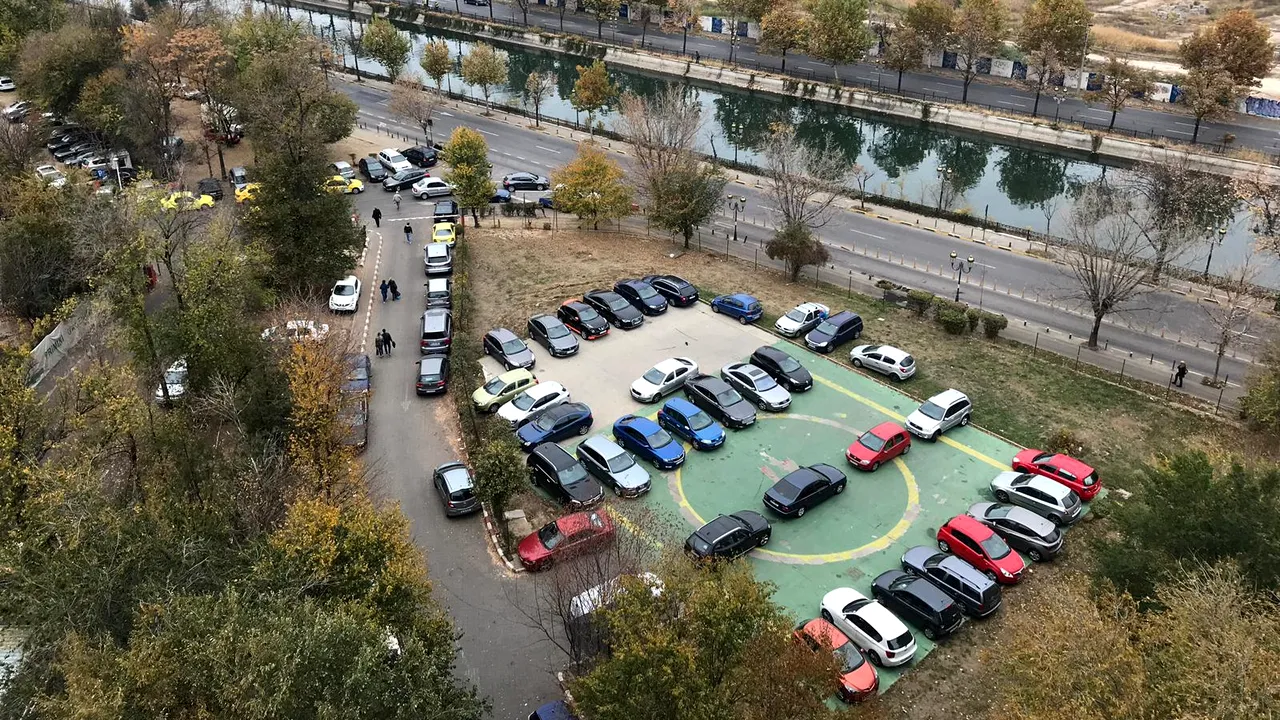 De ce pe heliportul Spitalului Universitar „aterizează” maşini şi nu elicoptere. „ Avem nevoie de altul” - FOTO, VIDEO