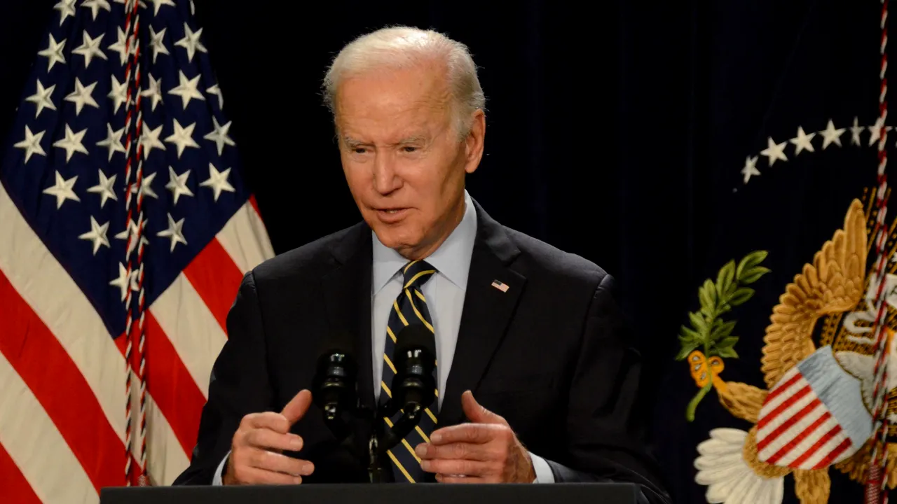 Deşi şomajul este în creştere, Biden promite că economia Americii îşi va reveni dacă democraţii vor câştiga alegerile 