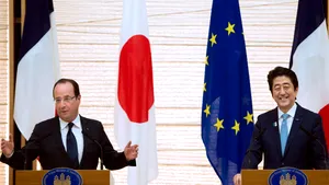 Gafă comisă de François Hollande la Tokyo: 